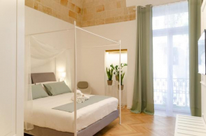ApuliaLux - San Lorenzo Luxury Apartment con Jacuzzi in centro Brindisi